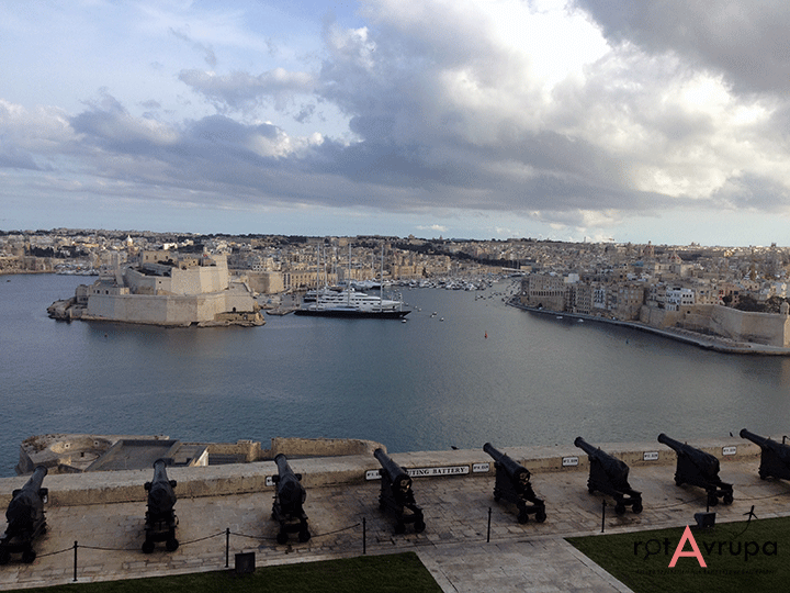 Malta ucuz uçak bileti THY